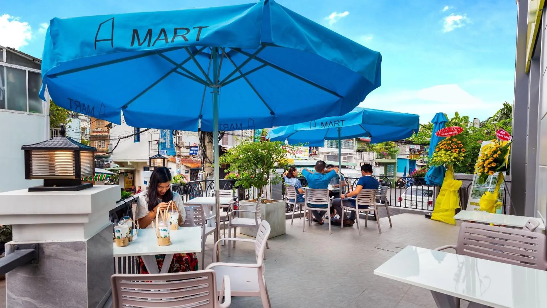 Yours Tower - Airport Ho Chi Minh City Apartment