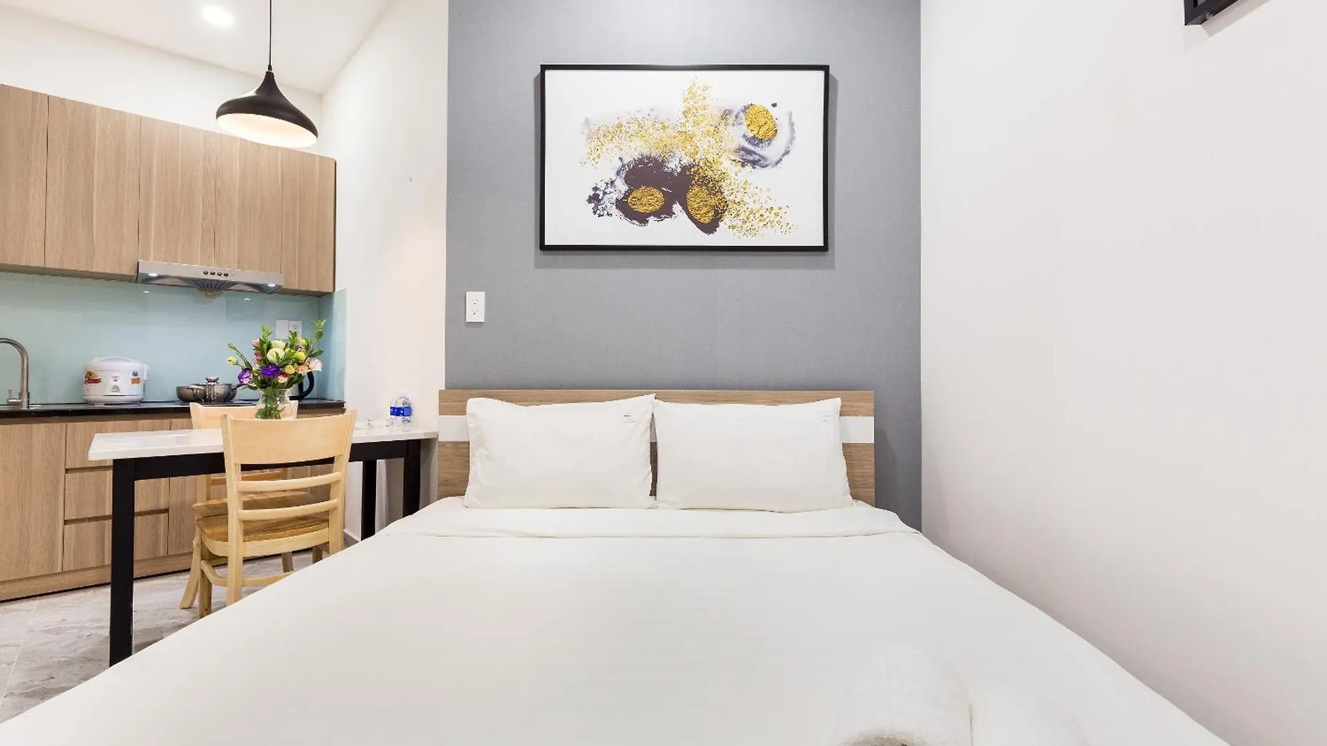 Apartment Yours Tower - Airport Ho Chi Minh City