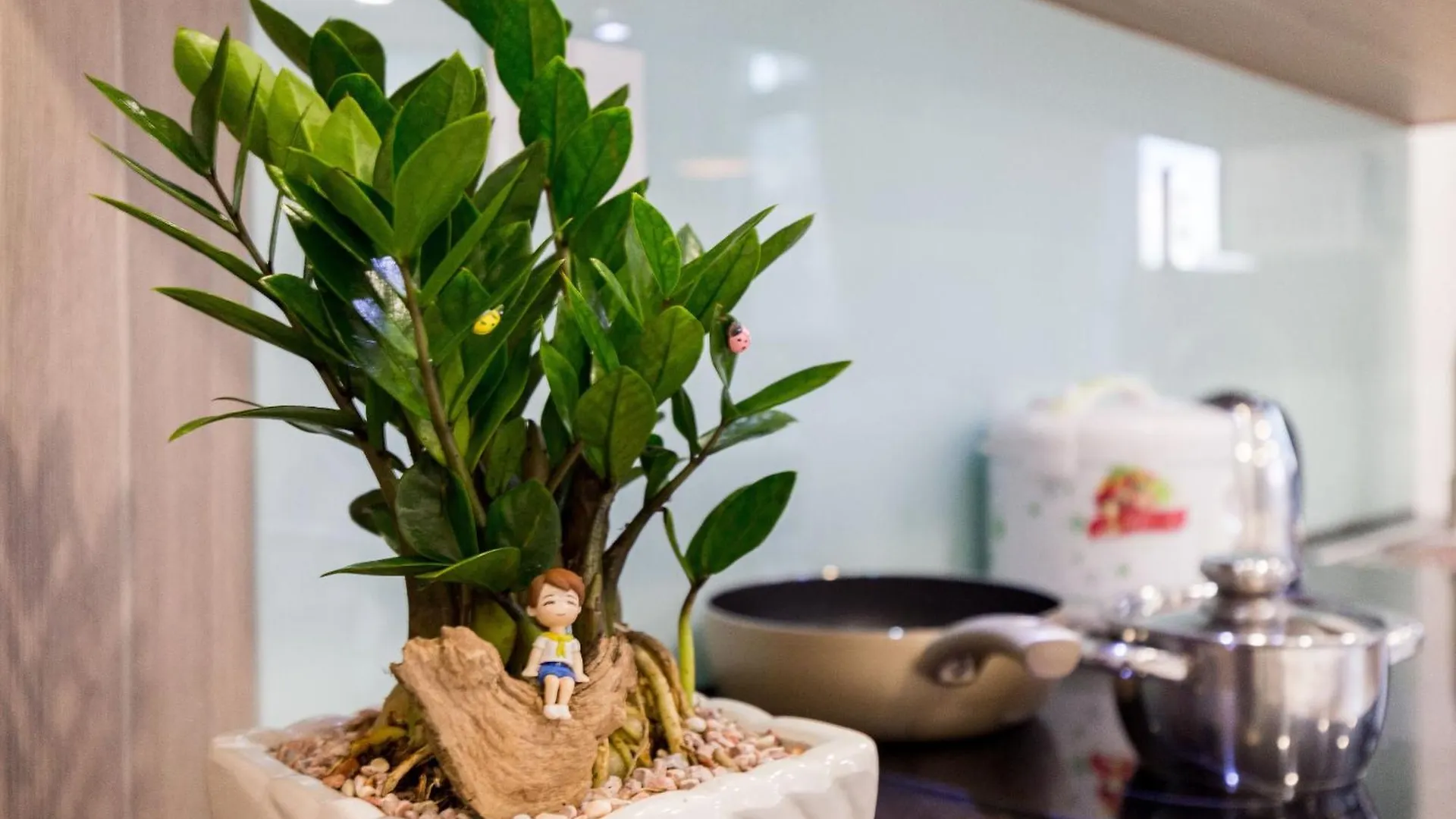 Yours Tower - Airport Ho Chi Minh City Apartment